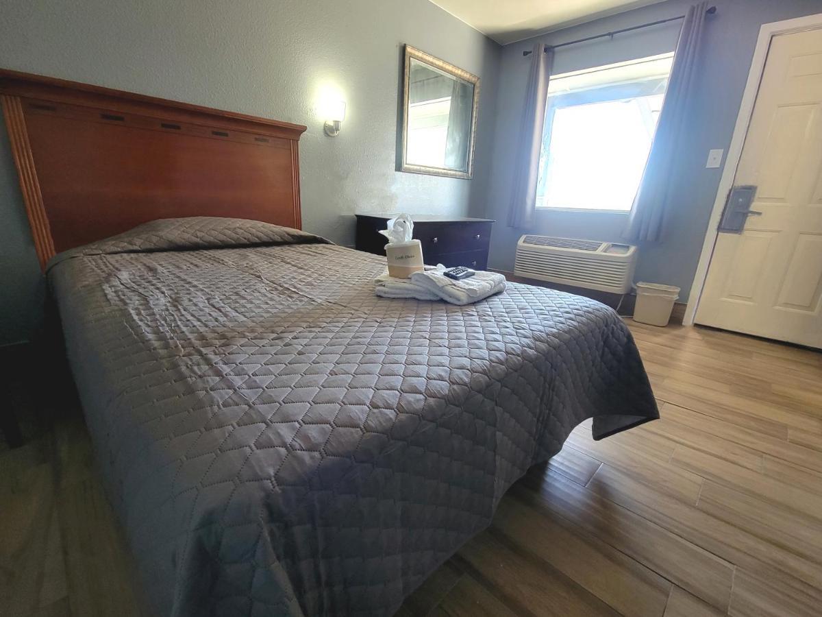 Travel Inn San Antonio Extérieur photo